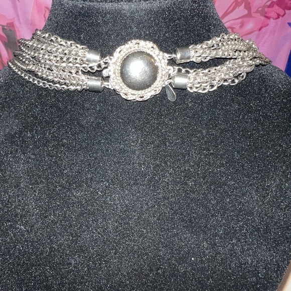 Layered Necklace - Picture 3 of 4